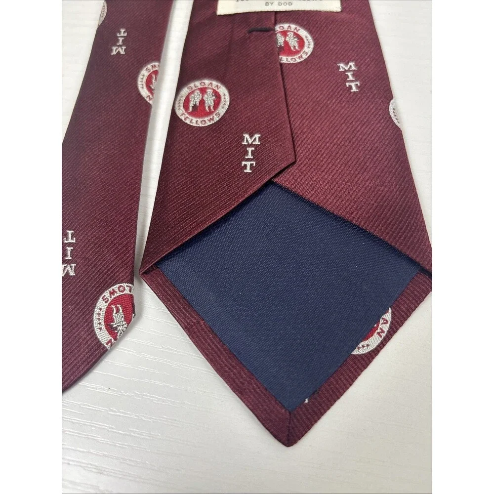 Vintage Silk MIT Sloan Fellows Tie Made Exclusively 1987 Sloan Fellows By DOD